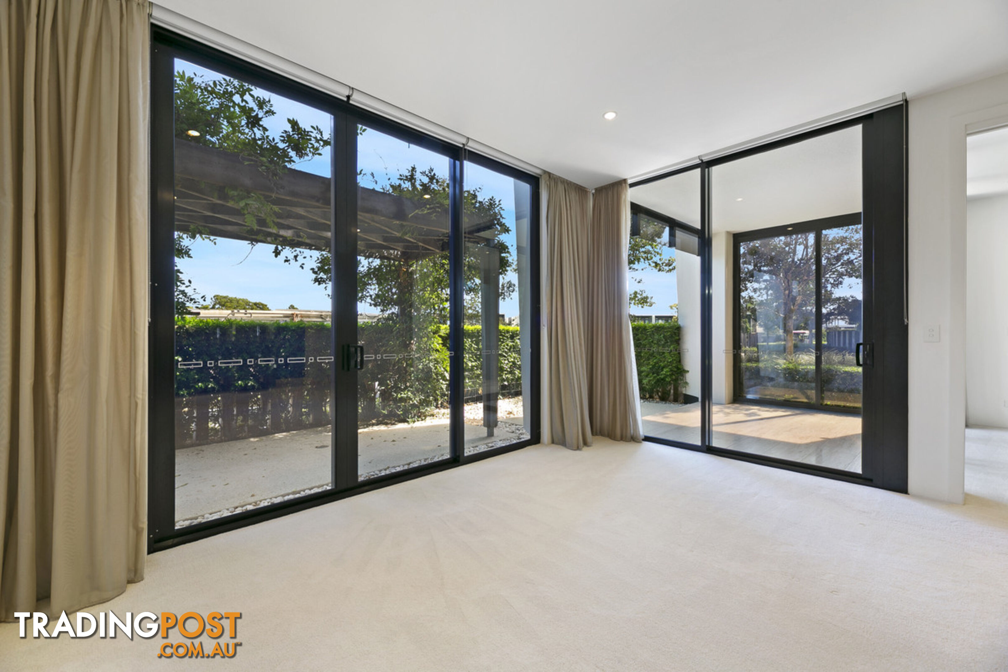 109w/1 Marina Drive BENOWA QLD 4217