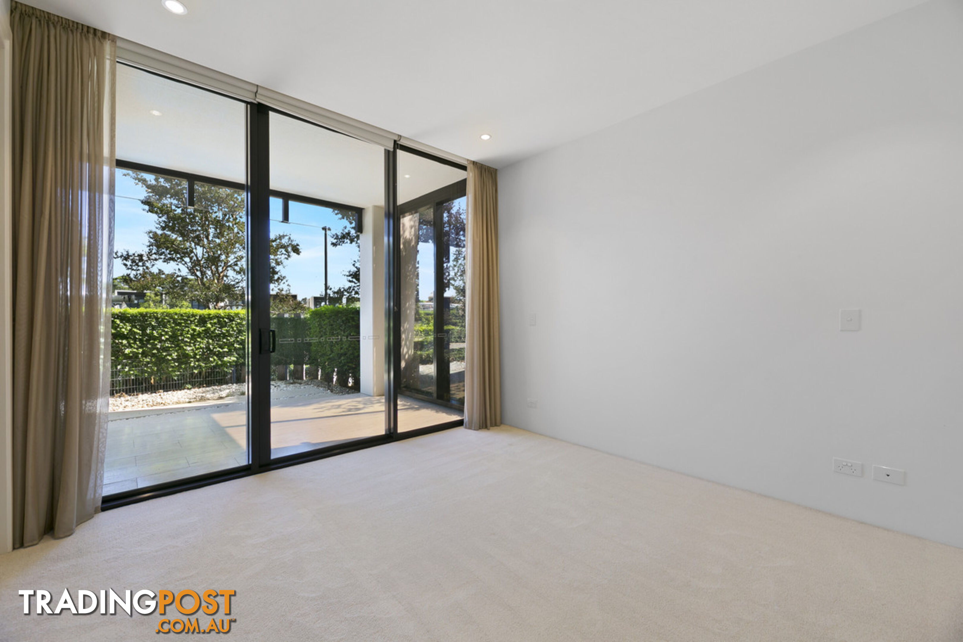 109w/1 Marina Drive BENOWA QLD 4217