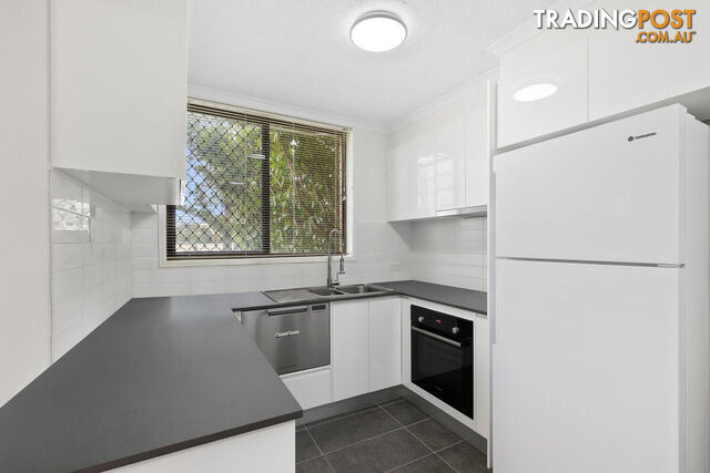 1/18 Garden Street SOUTHPORT QLD 4215