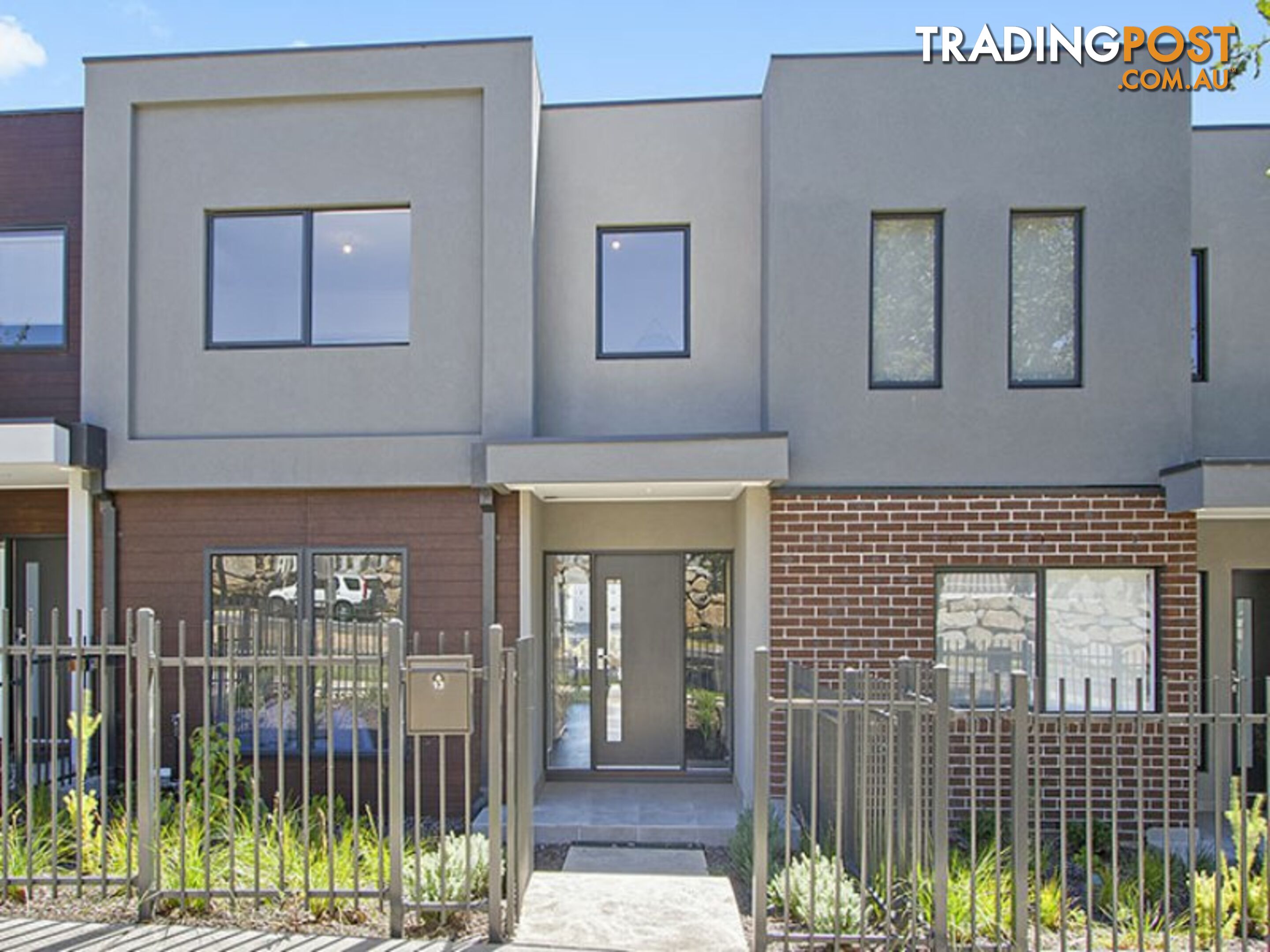 13 Linacre Drive BUNDOORA VIC 3083