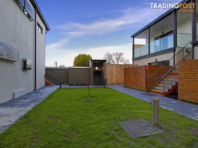 12/24 Croydon Road CROYDON VIC 3136