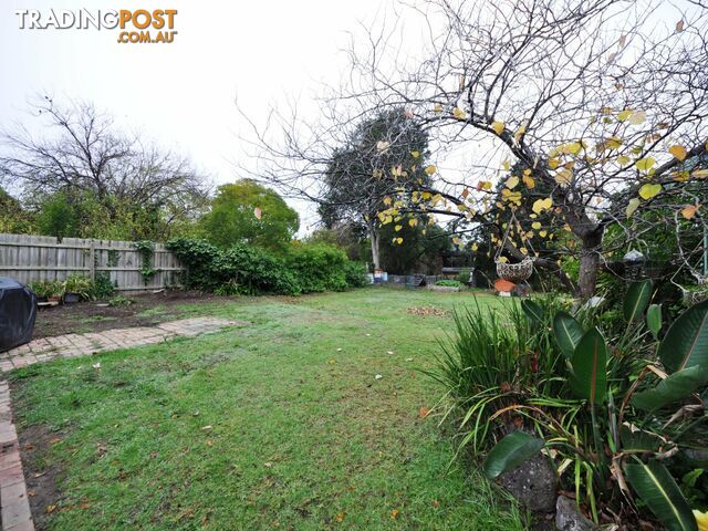 12 Maryborough Road BORONIA VIC 3155