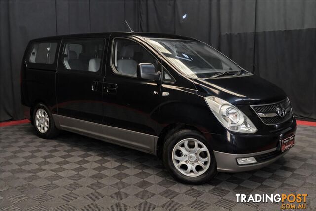 2013 HYUNDAI IMAX TQMY13 4D WAGON