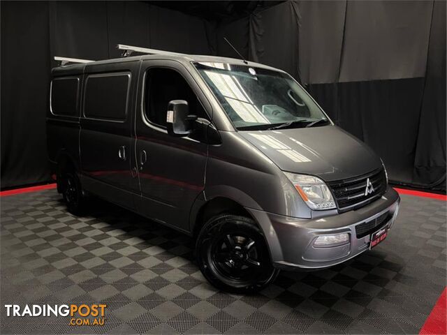 2013 LDV V80 SWBMID  2D VAN