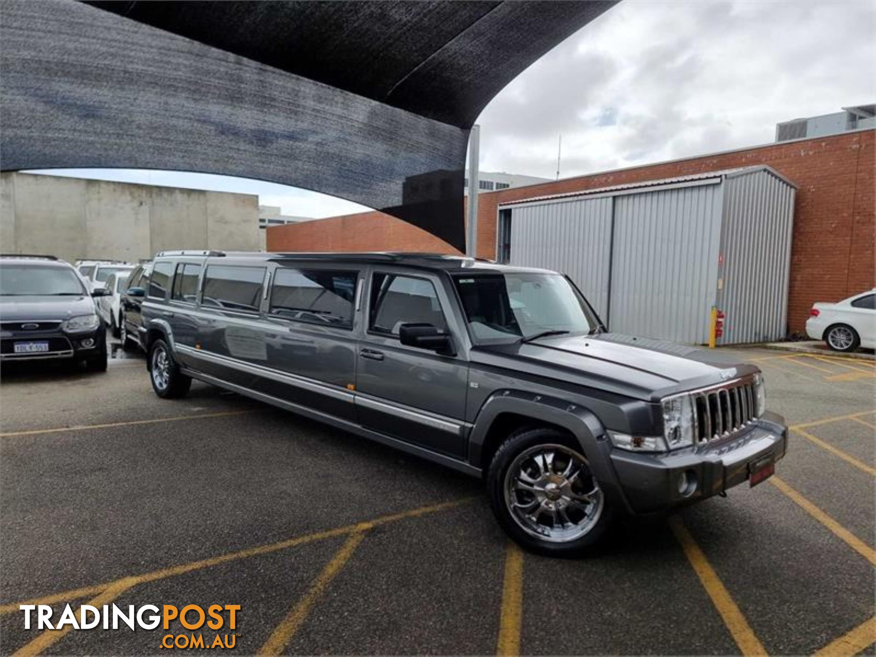 2007 JEEP COMMANDER LIMITED14SEATERLIMOUSINE XH 