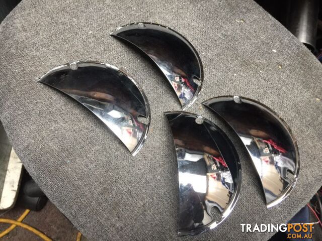 Chev 5.75" 5 3/4 Sealed head lights / with chrome eye lids