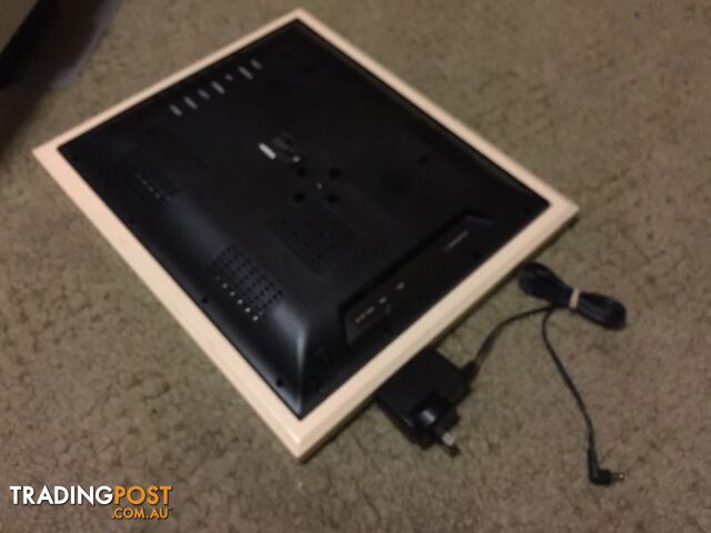 15" Photo Frame : wooden LCD computer / USB display - photo 5 of 5