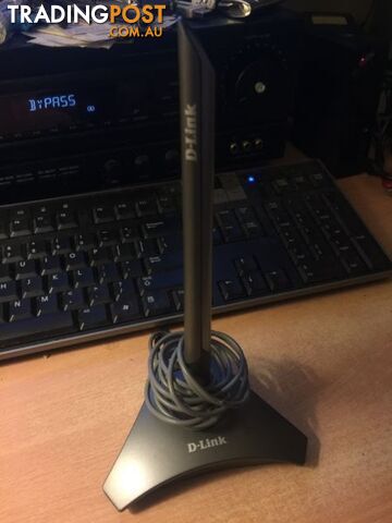 DLink 5dBi wi-fi extra powerful antenna - Screw into your modem