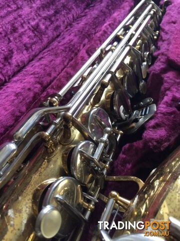 Beautiful vintage saxophone / Amati Kraslice / Sax alto / Czech