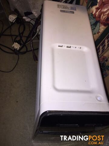 DELL i7 / 8GB RAM / win 10 / 4GB Graphics / 500GB HDD - photo 2 of 10