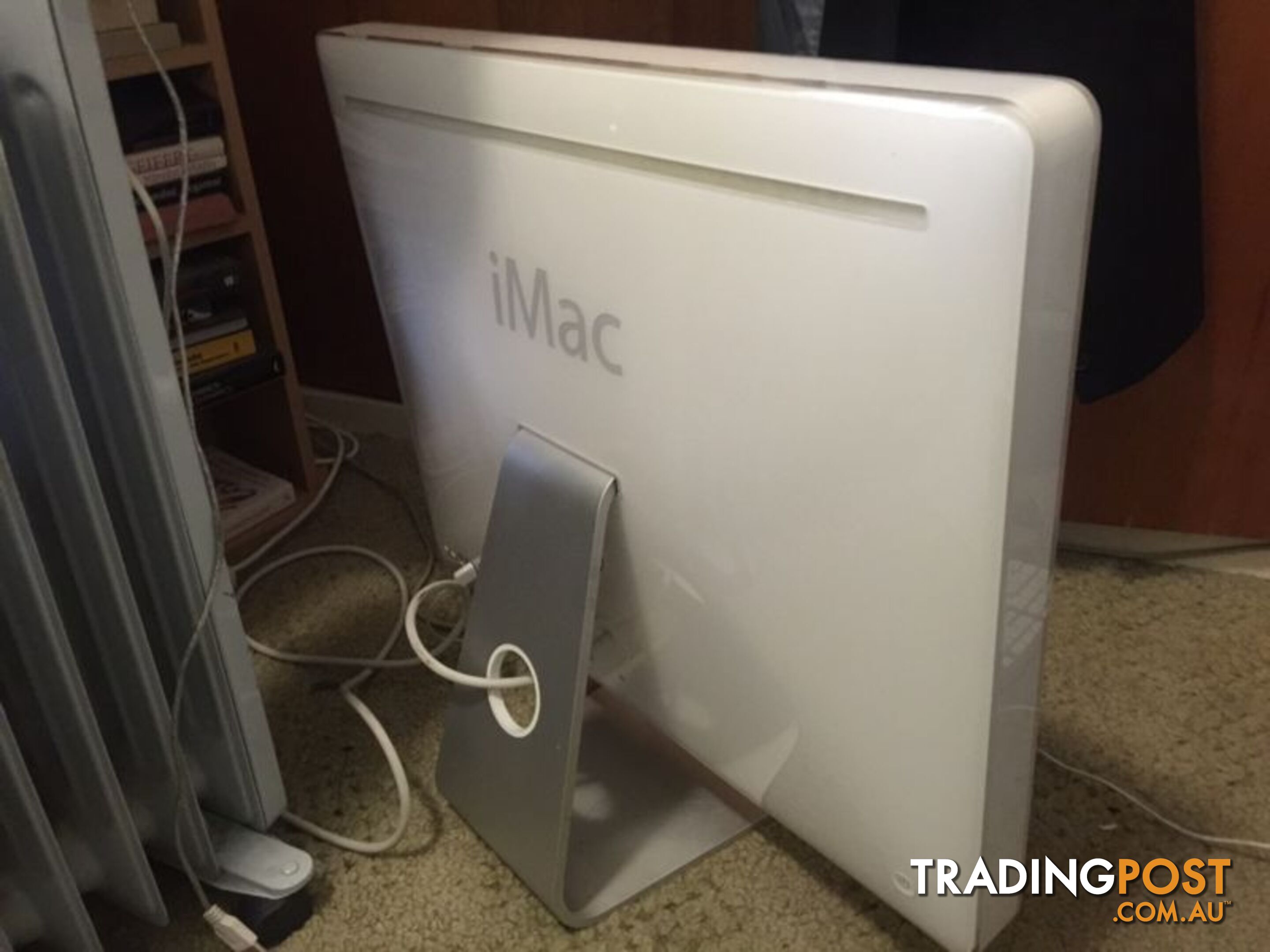 Apple iMac 120$