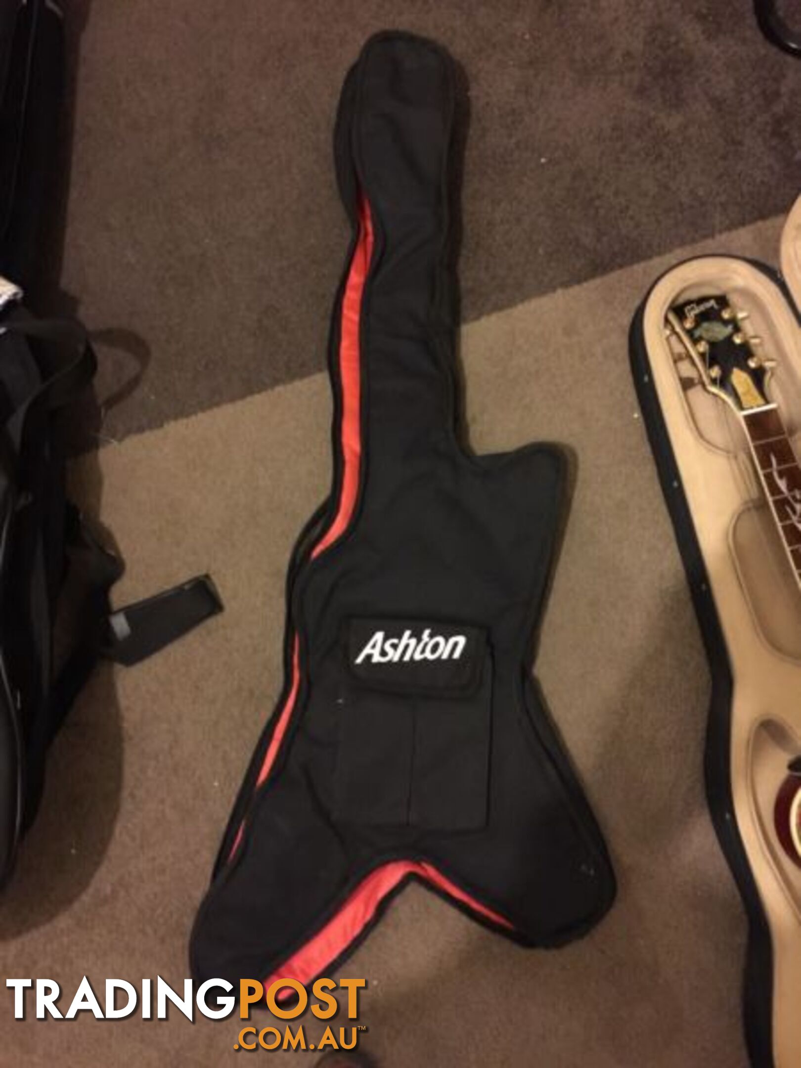 Ashton Guitar case / brand new