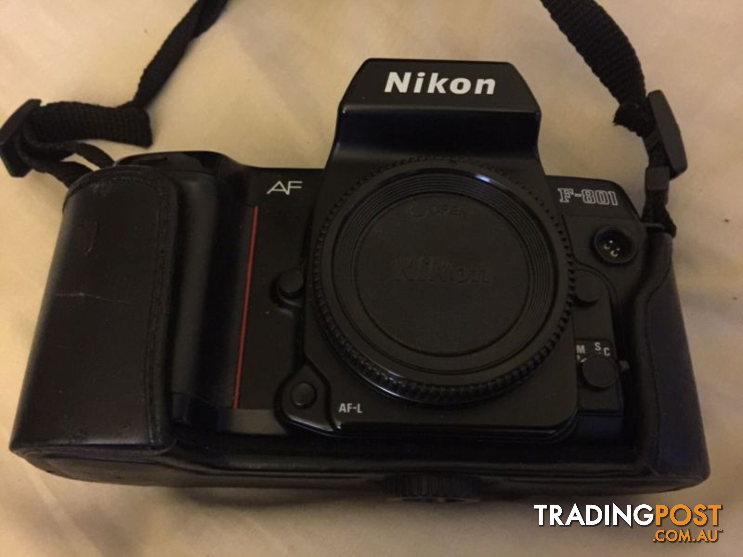 NIKON F801 camera with case