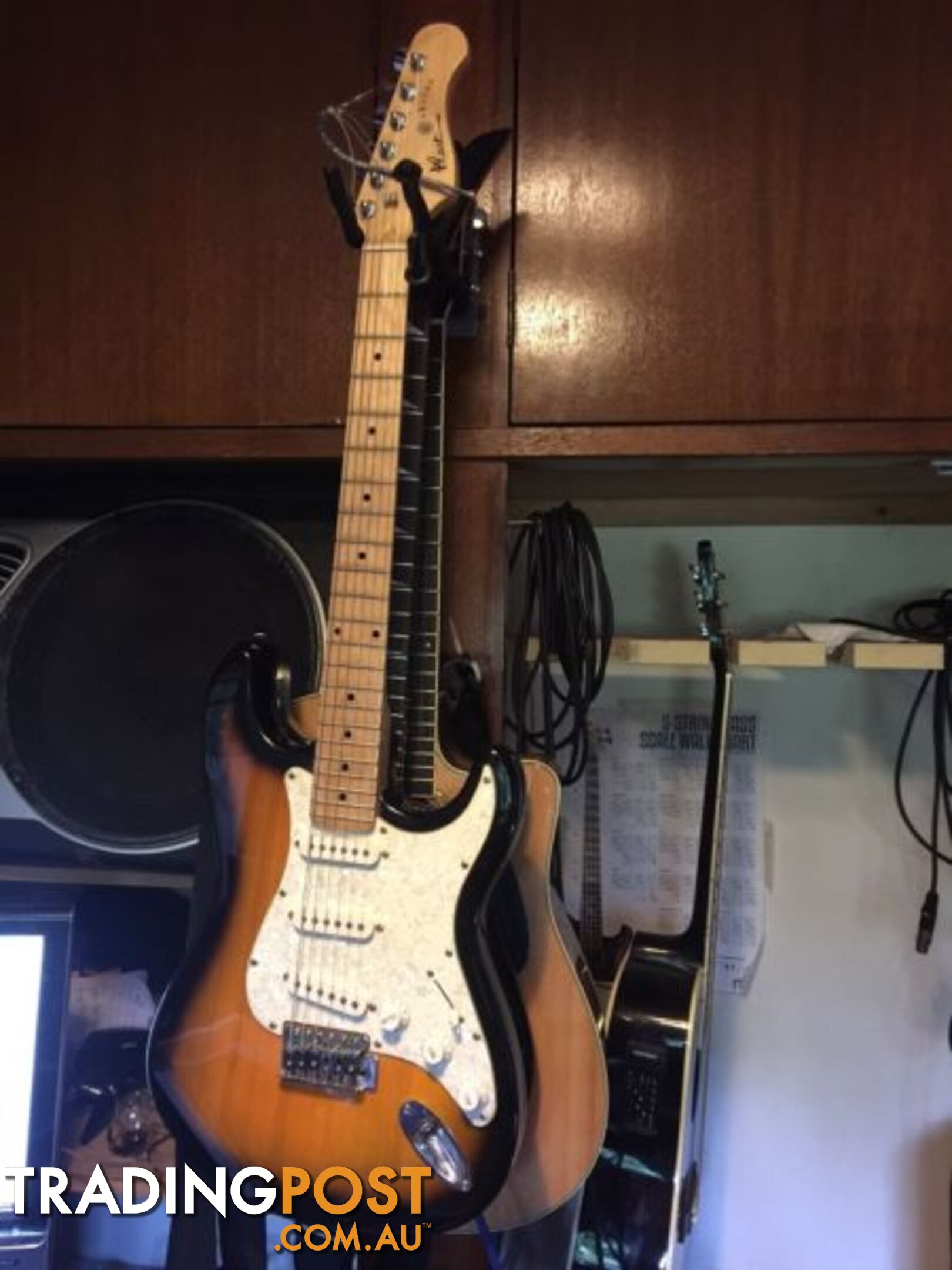 Beautiful 80's Stratocaster / Concise Blast