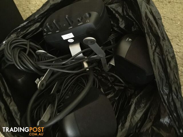 Logitech 5.1 surround sound / great sound quality - photo 2 of 4