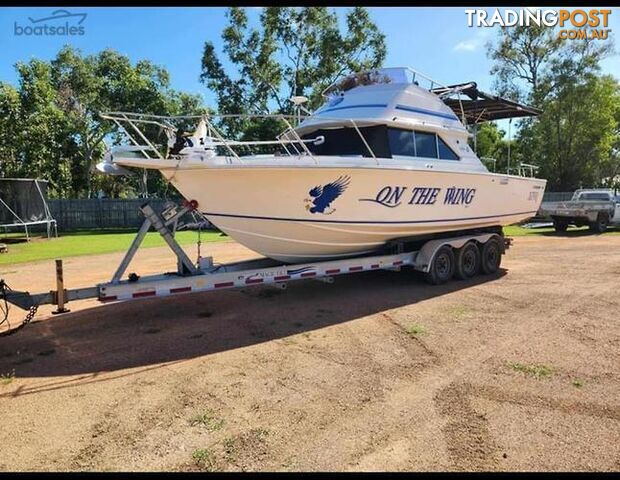 1987 BERTRAM 28 Flybridge, Yanmar turbo Diesel on tri-axle trailer