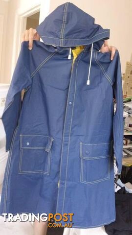 RAINWEAR-REVERSIBLE BLUE/YELLOW - photo 4 of 4