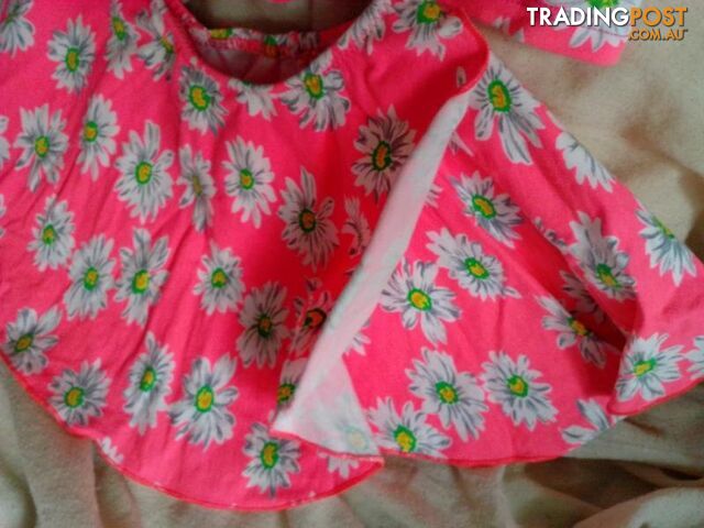DANCE COSTUME-FLUORO FLORAL PINK SET - photo 3 of 7