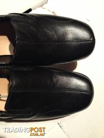 WOMEN'S LEATHER SHOES-Black - photo 3 of 5
