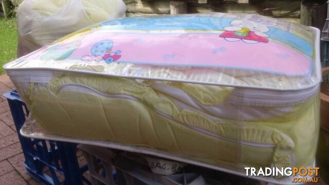 BABY SNUGGLE BED/DOONA - photo 3 of 10