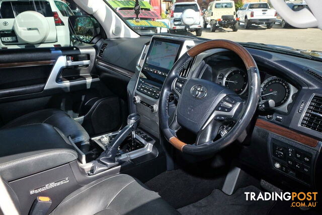 2019 TOYOTA LANDCRUISER   SUV