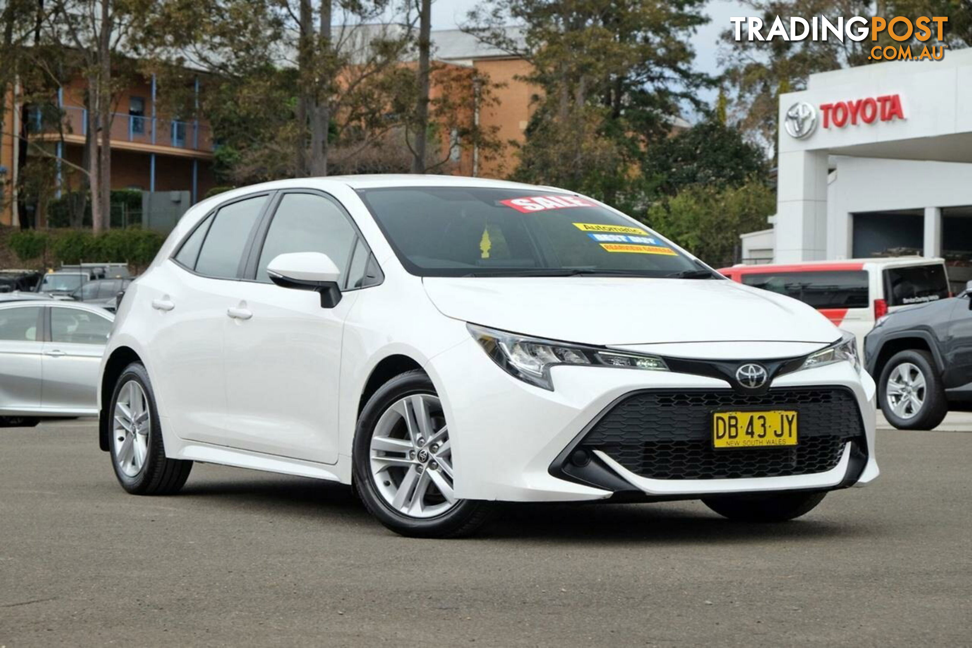 2021 TOYOTA COROLLA   HATCHBACK