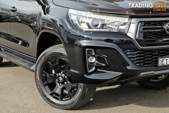 2020 TOYOTA HILUX   DUAL CAB