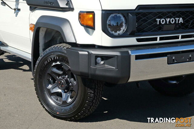 2024 TOYOTA LANDCRUISER   CAB CHASSIS