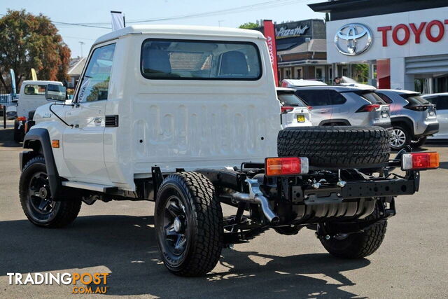 2024 TOYOTA LANDCRUISER   CAB CHASSIS