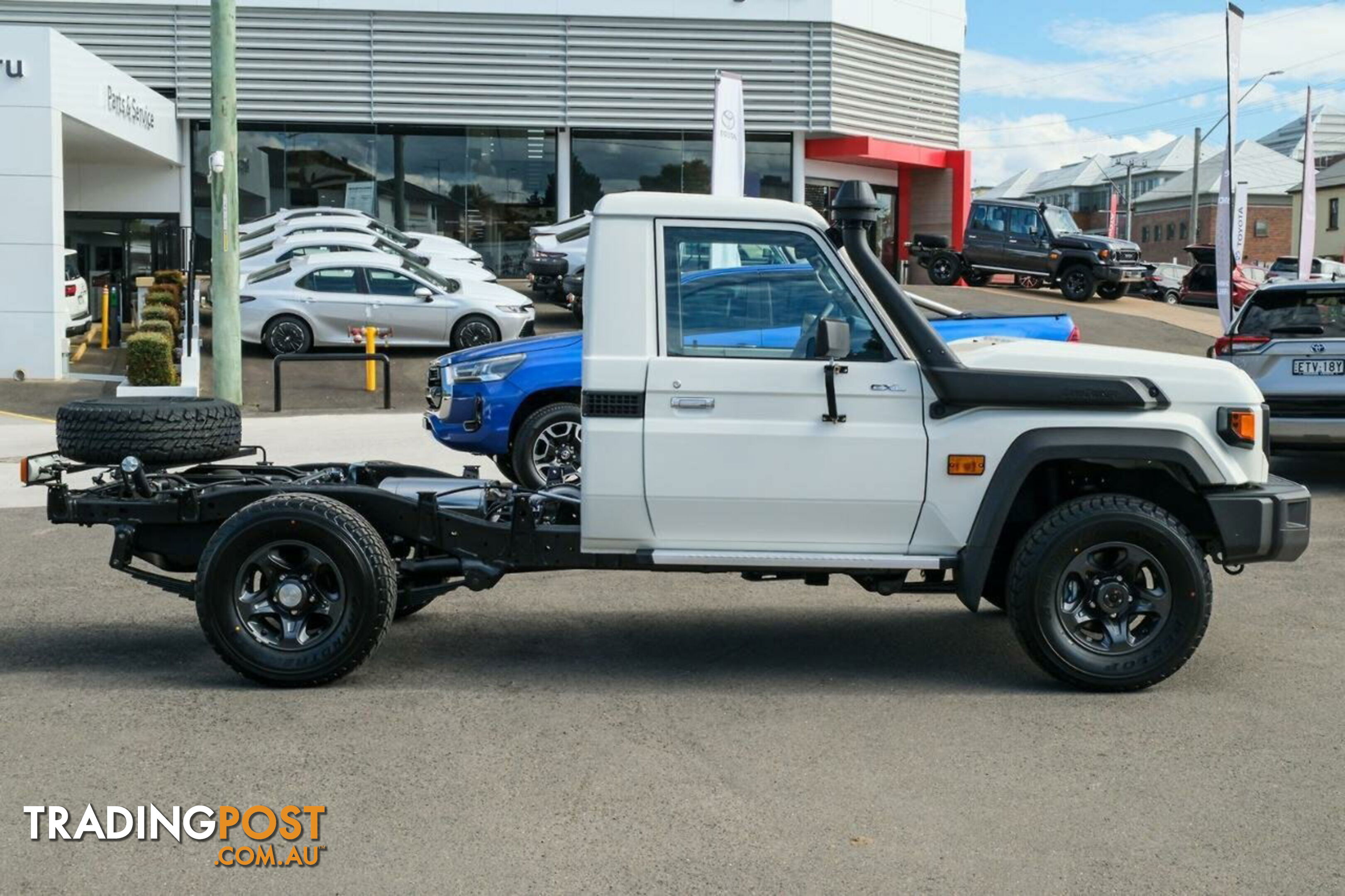 2024 TOYOTA LANDCRUISER   CAB CHASSIS