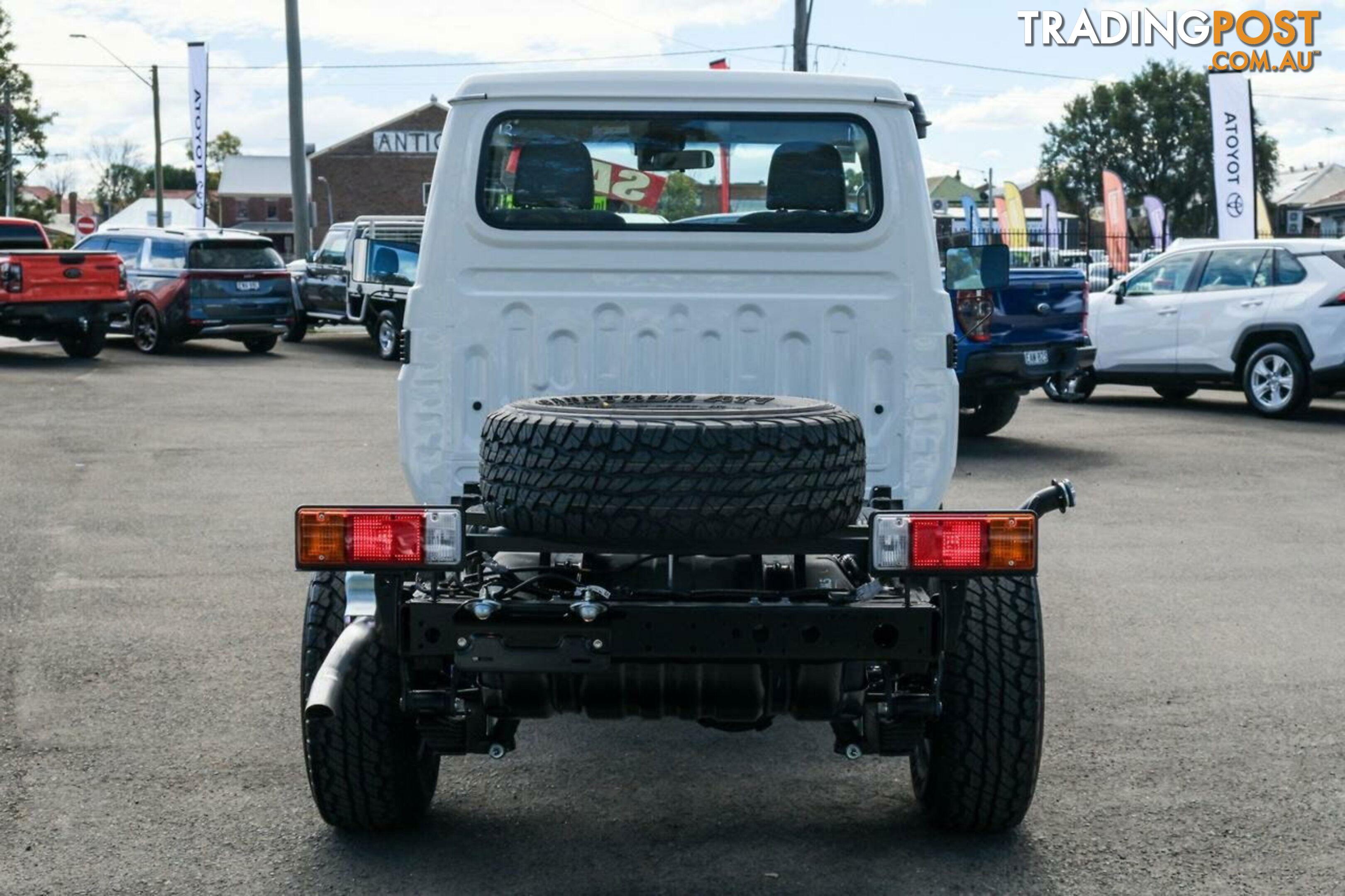 2024 TOYOTA LANDCRUISER   CAB CHASSIS