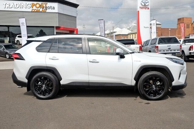 2023 TOYOTA RAV4 SUV - photo 3 of 23