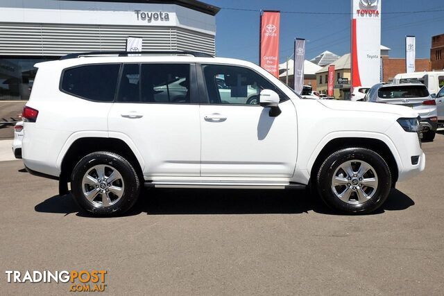2023 TOYOTA LANDCRUISER SUV - photo 3 of 22