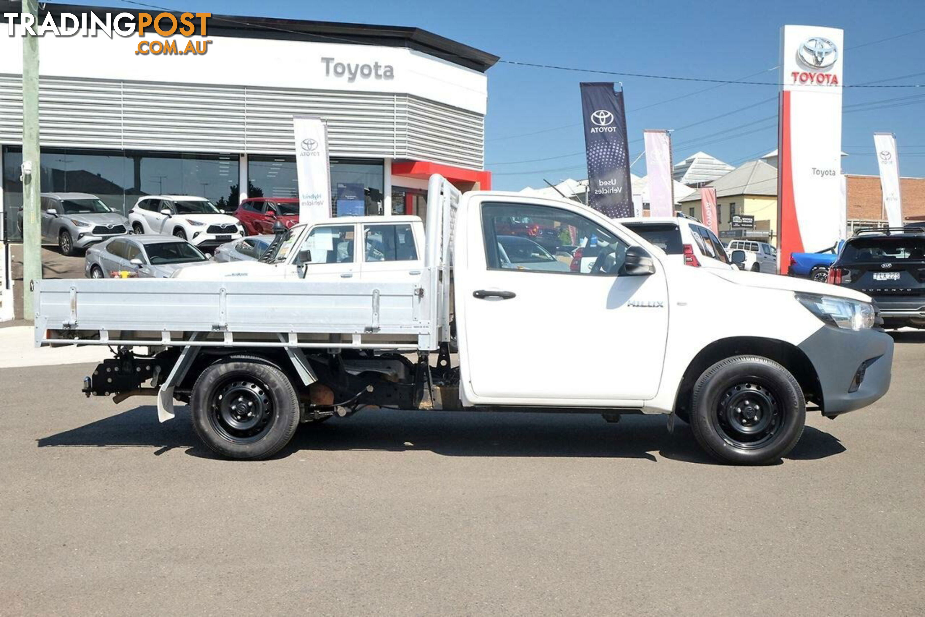 2017 TOYOTA HILUX WORKMATE TGN121R MY17 CAB CHASSIS