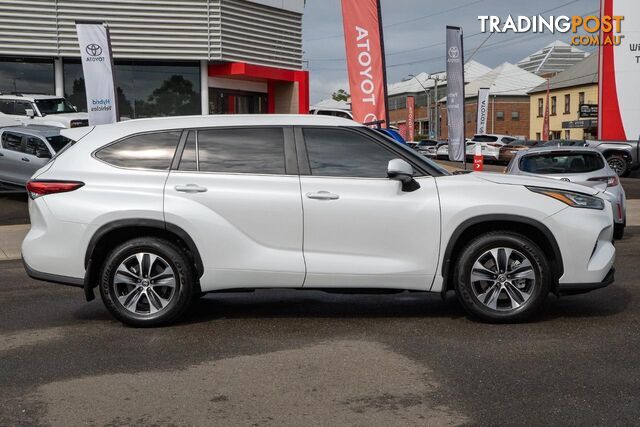 2023 TOYOTA KLUGER   SUV - photo 3 of 24