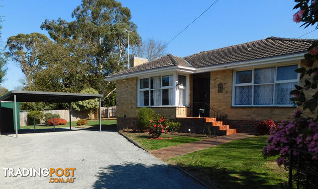 27 Marland Road BORONIA VIC 3155