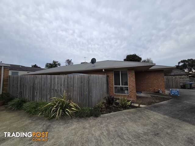 3 492 Scoresby Road FERNTREE GULLY VIC 3156 - photo 4 of 13