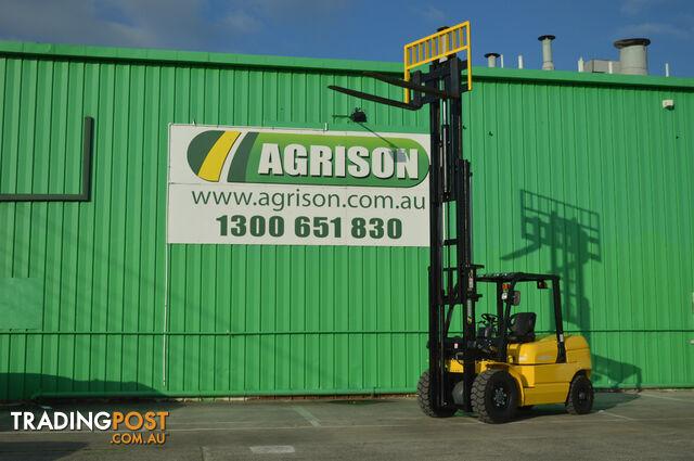  5 Tonne Forklift - 3 Stage Cont. Mast - Nationwide Delivery - PRICE SLASHED TO $32,990 INC GST - photo 4 of 11