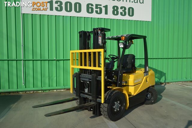  3 Tonne Forklift - 3 Stage Cont. Mast - Nationwide Delivery - ONLY $21,990 INC GST!!!
