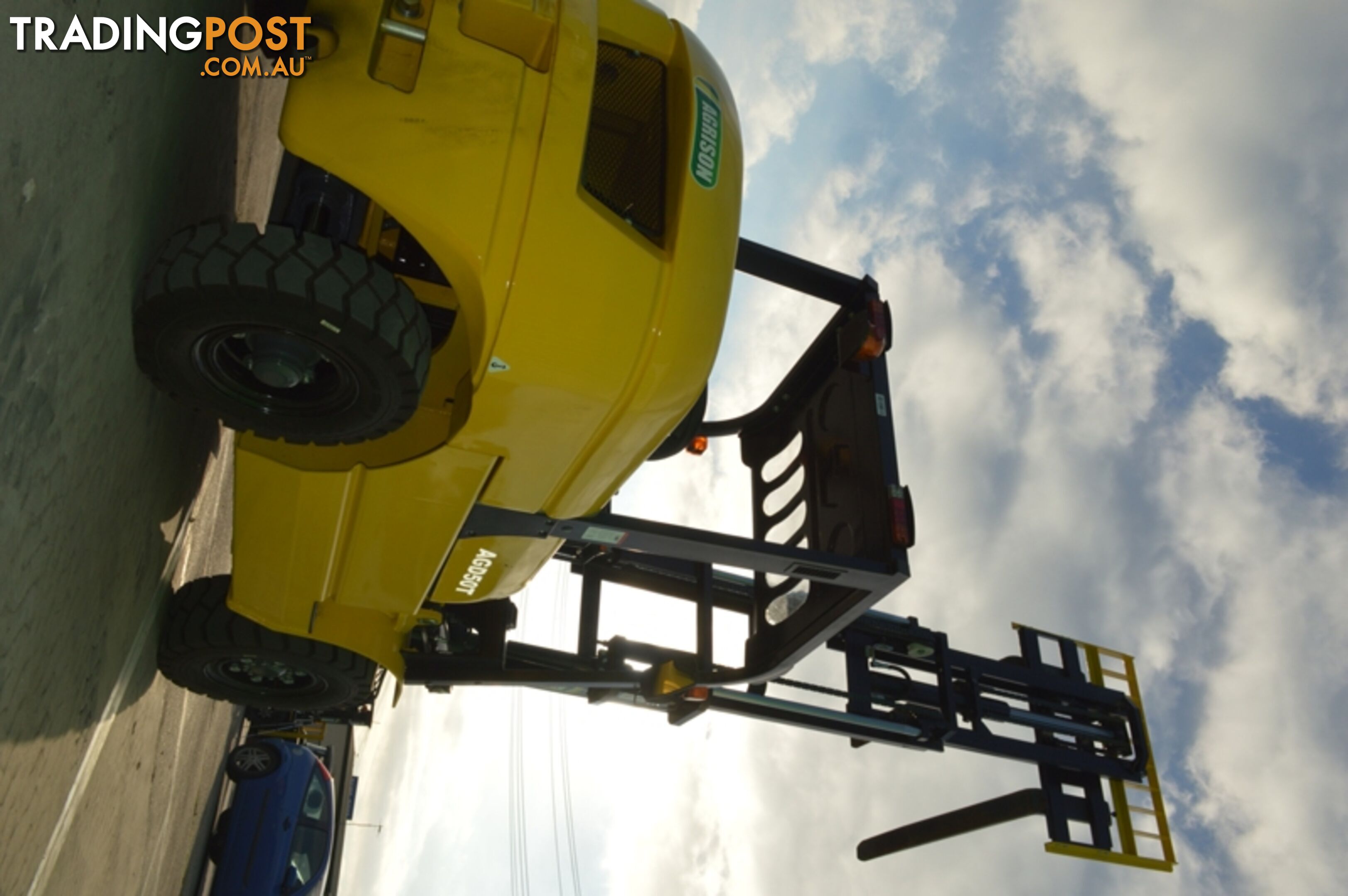  5 Tonne Forklift - 3 Stage Cont. Mast - Nationwide Delivery - PRICE SLASHED TO $32,990 INC GST