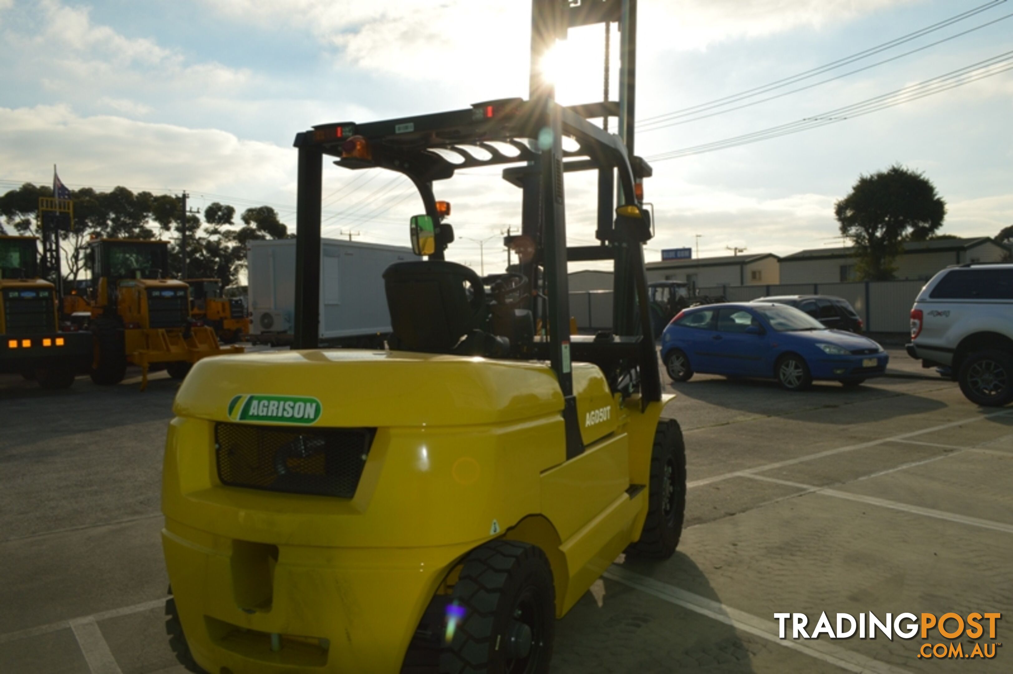  5 Tonne Forklift - 3 Stage Cont. Mast - Nationwide Delivery - PRICE SLASHED TO $32,990 INC GST