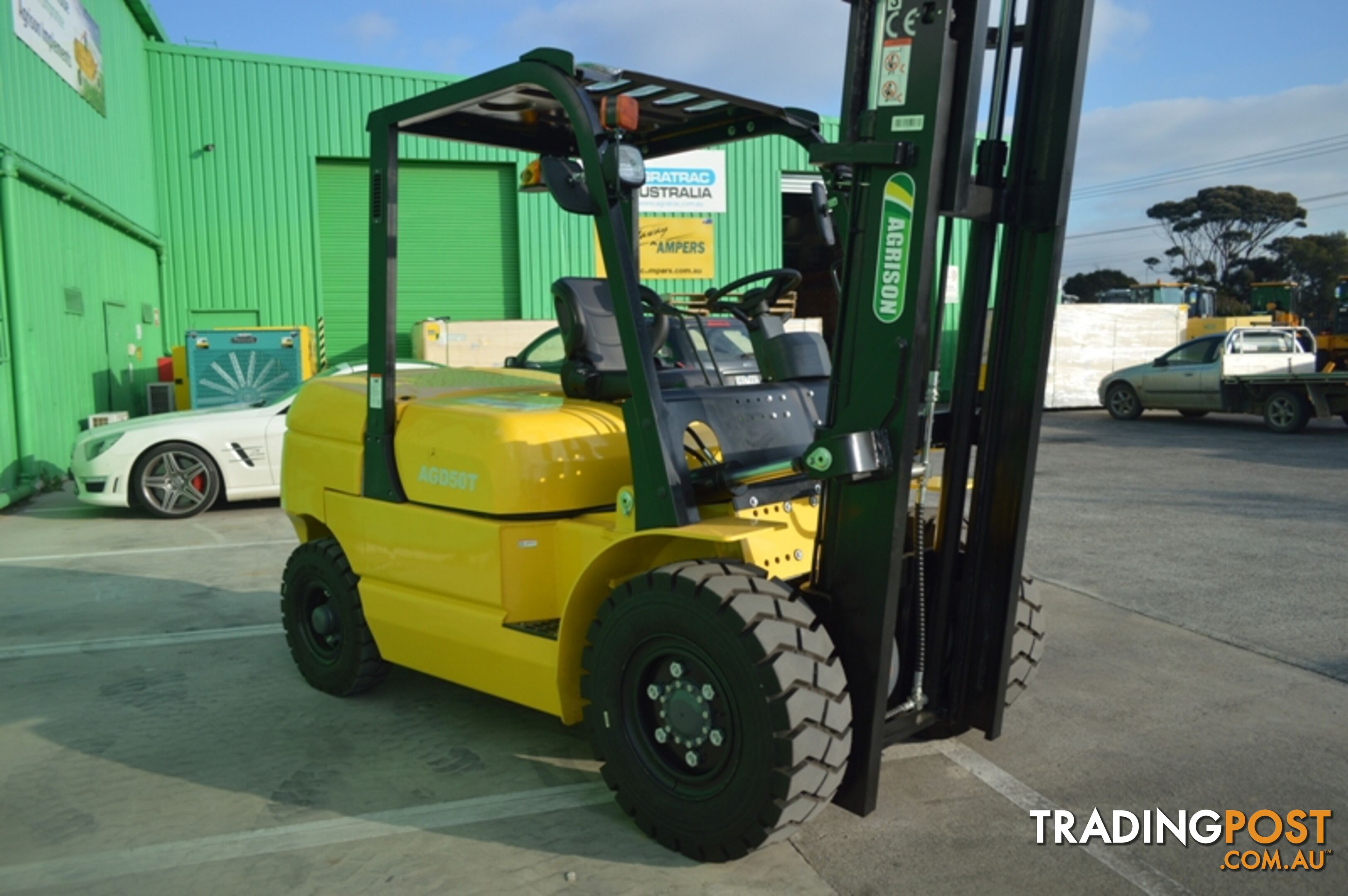  5 Tonne Forklift - 3 Stage Cont. Mast - Nationwide Delivery - PRICE SLASHED TO $32,990 INC GST