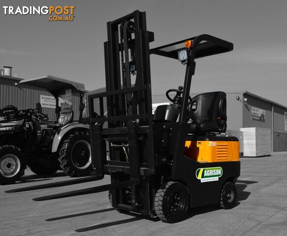 Brand New  2021 Electric Seated 1.1Tonne Forklift - 4 Solid Tyres - 2 Stage Mast!!