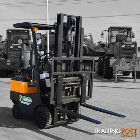 Brand New 2021 Electric Seated 1.1Tonne Forklift - 4 Solid Tyres - 2 Stage Mast!! - photo 3 of 19