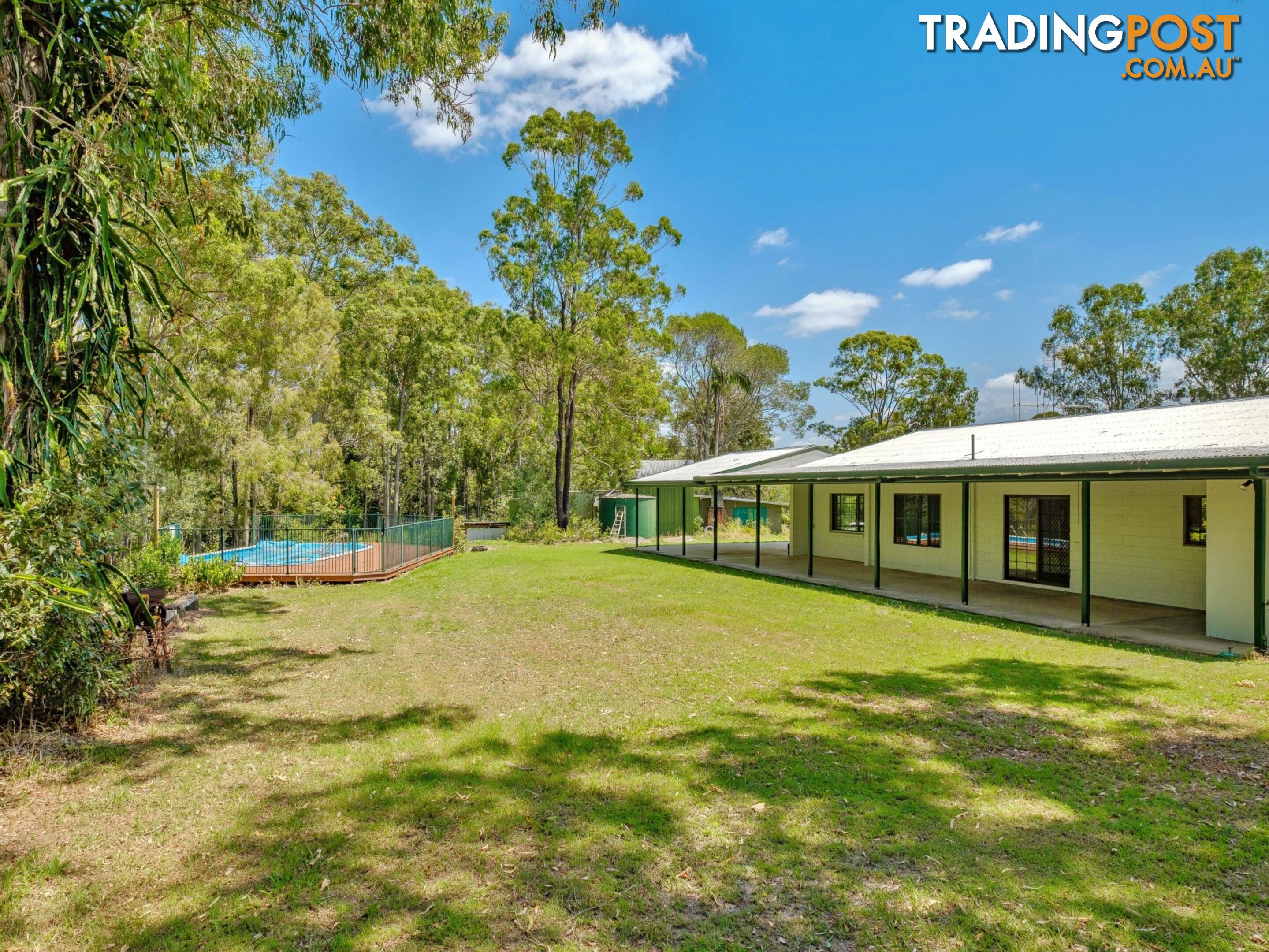 266 Tinana Road GOOMBOORIAN QLD 4570