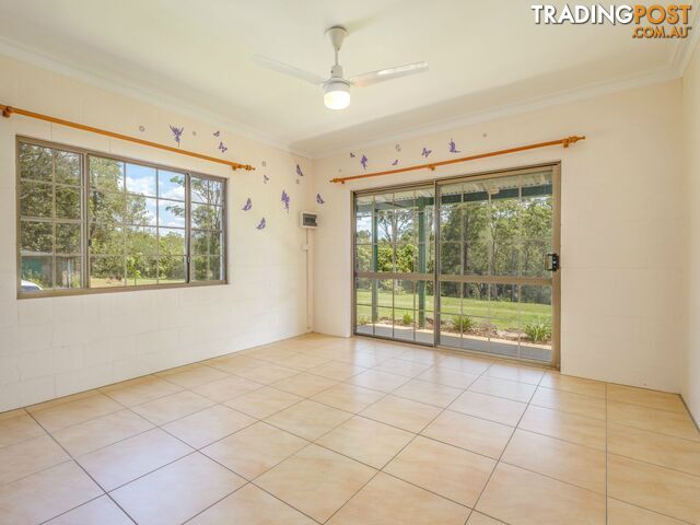 266 Tinana Road GOOMBOORIAN QLD 4570