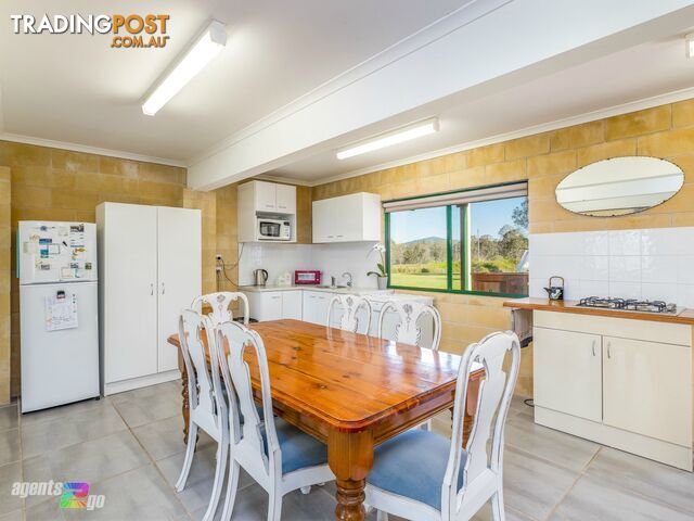 2 Paterson Road East PATERSON QLD 4570