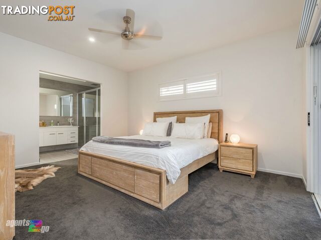 2 Jones Street WOOLOOGA QLD 4570