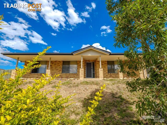 35 Lily Street SOUTHSIDE QLD 4570