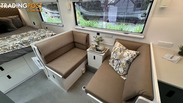 19â² SHOW VAN 2024 - photo 5 of 11